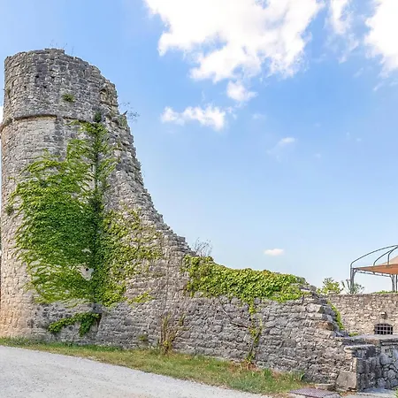 Ilaria Appartement *